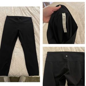 Size 14 25” lululemon Wunder Under leggings, black